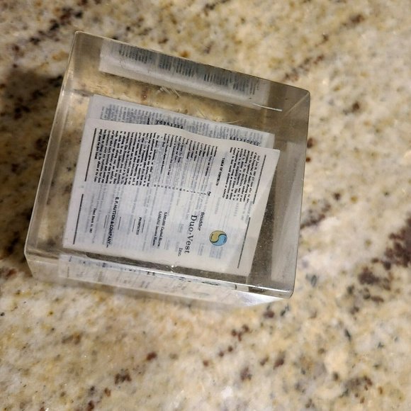 Scudder Duo Vest Paperweight with 1982 Capital Shares Paper Booklet - Picture 6 of 10